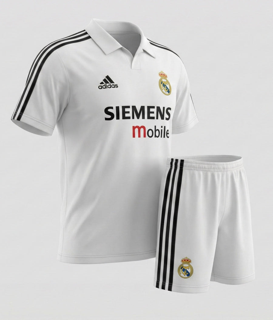 Real Madrid Home 2002/2003 Kids Kit (Feels Like New) - Size 20