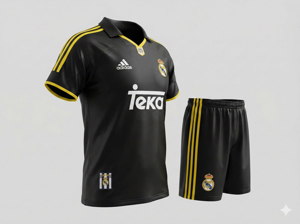 Real Madrid Away 1999/2000 Kids Kit (Feels Like New) - Size 16